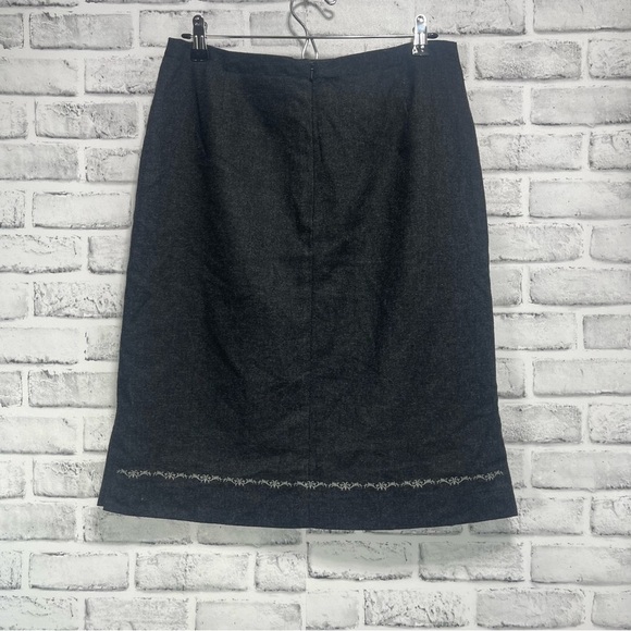 Old Navy Wool Blend Knee Length Charcoal Gray Skirt 10 - Picture 4 of 7